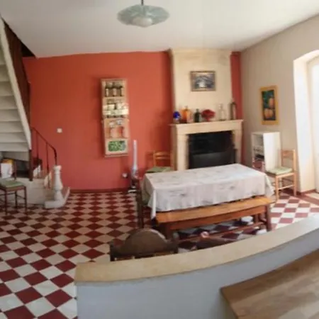 Дом отдыха De Croute Bourg-sur-Gironde